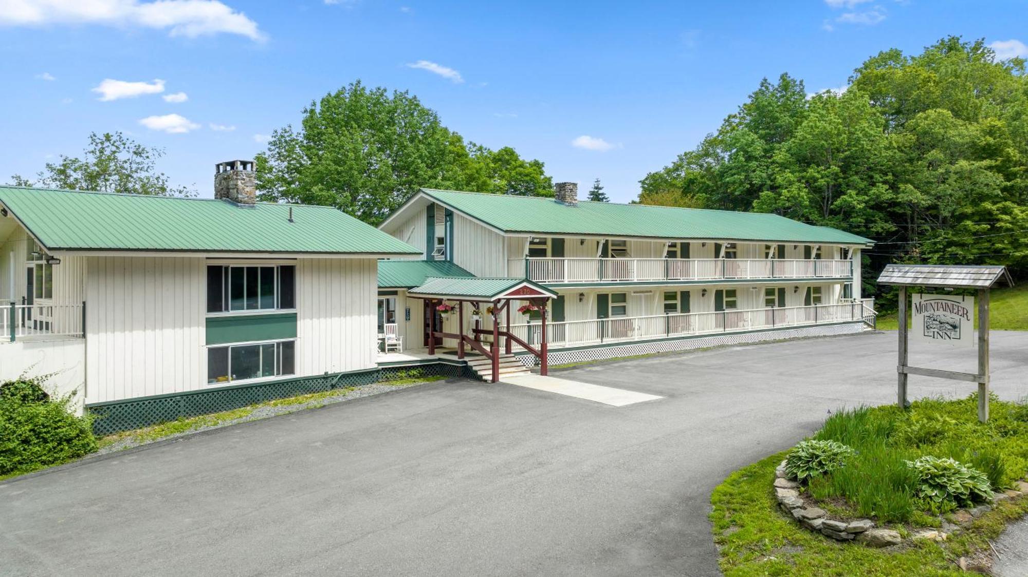 Mountaineer Inn 웨스트 도버 외부 사진